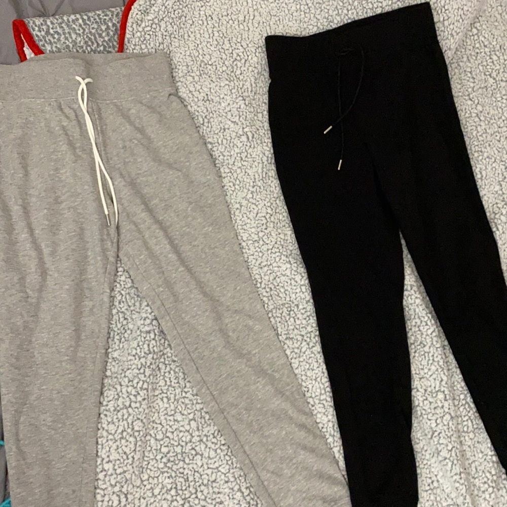 grey and black tights